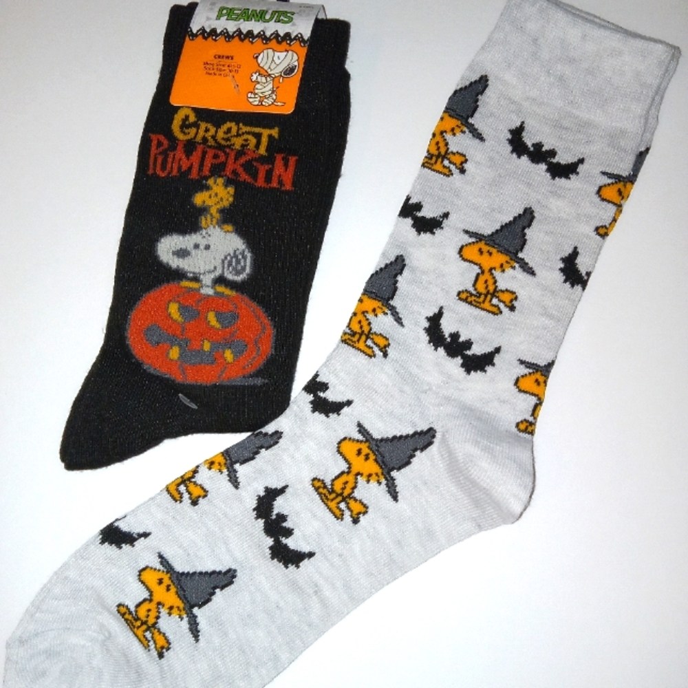PEANUTS SOCKS